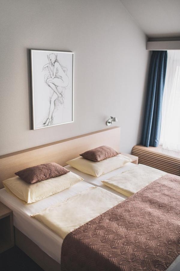 Hotel Split Kadan Ngoại thất bức ảnh