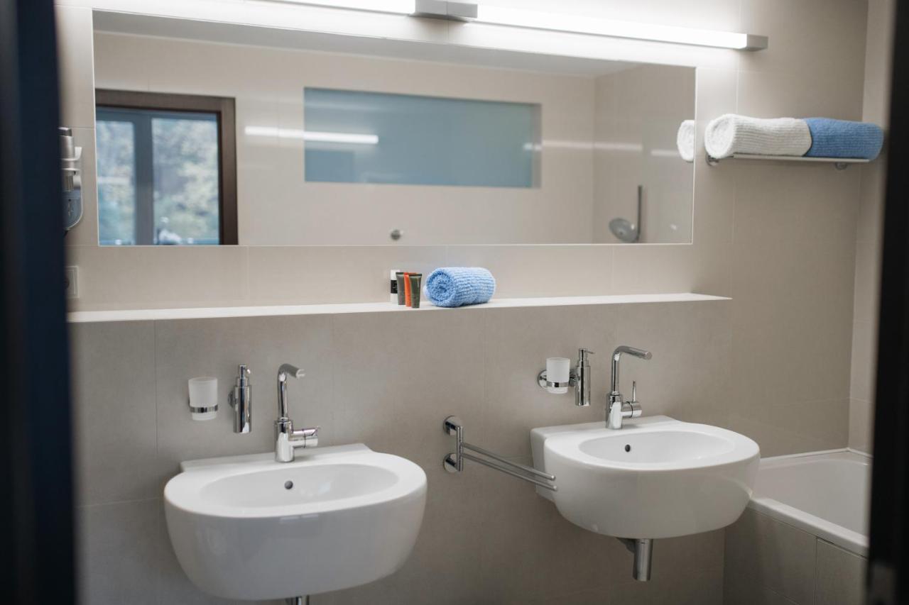 Hotel Split Kadan Ngoại thất bức ảnh